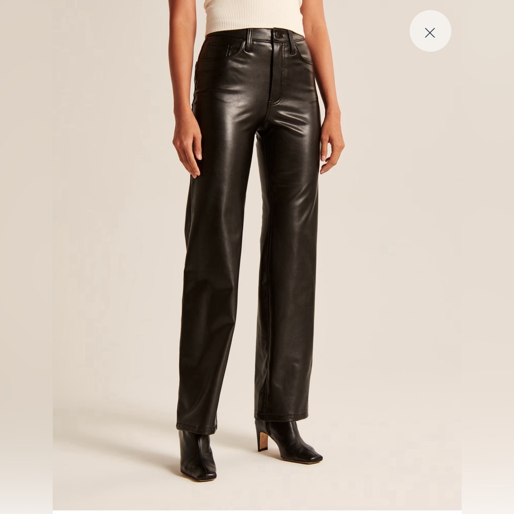 Abercrombie & Fitch Curve Love Vegan Leather 90s Relaxed Pant Ultra High Rise